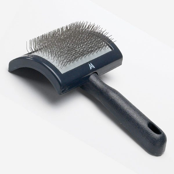 MF Curved Slicker Brush Reg